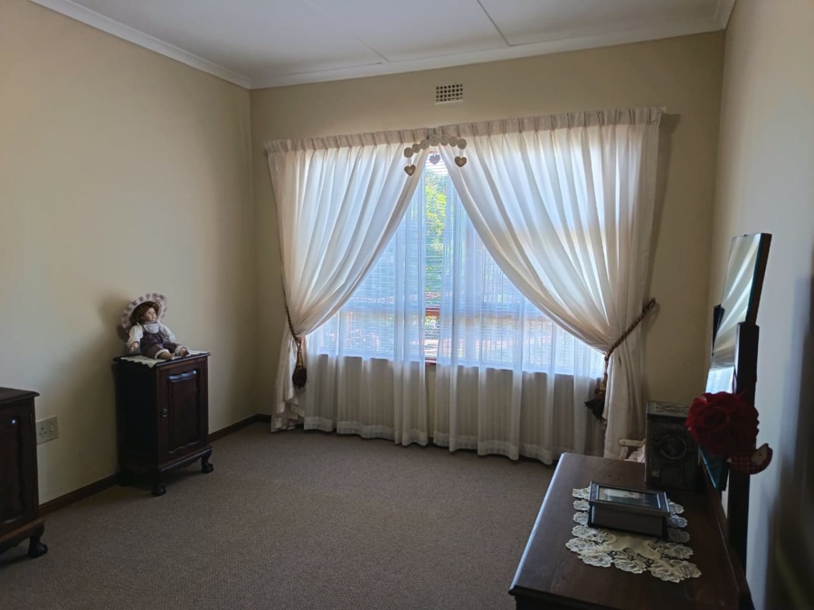 3 Bedroom Property for Sale in Vredenburg Western Cape